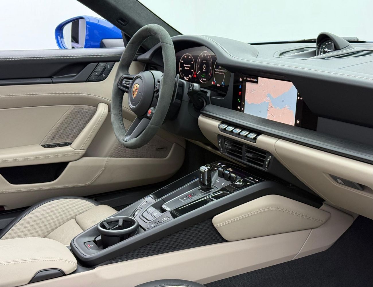 Porsche 911 *Brand New* 2025 Porsche 911 Carrera 4 GTS, 2026 Porsche Warranty, Fully Loaded, Delivery Kms, Euro