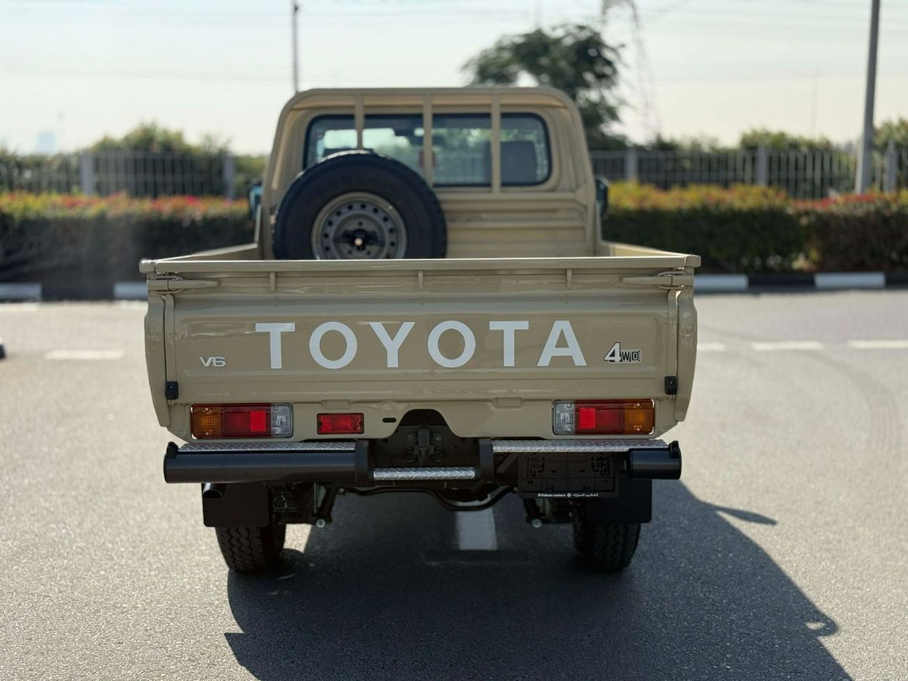 تويوتا لاند كروزر بيك آب GCC SPEC UNDER WARRANTY