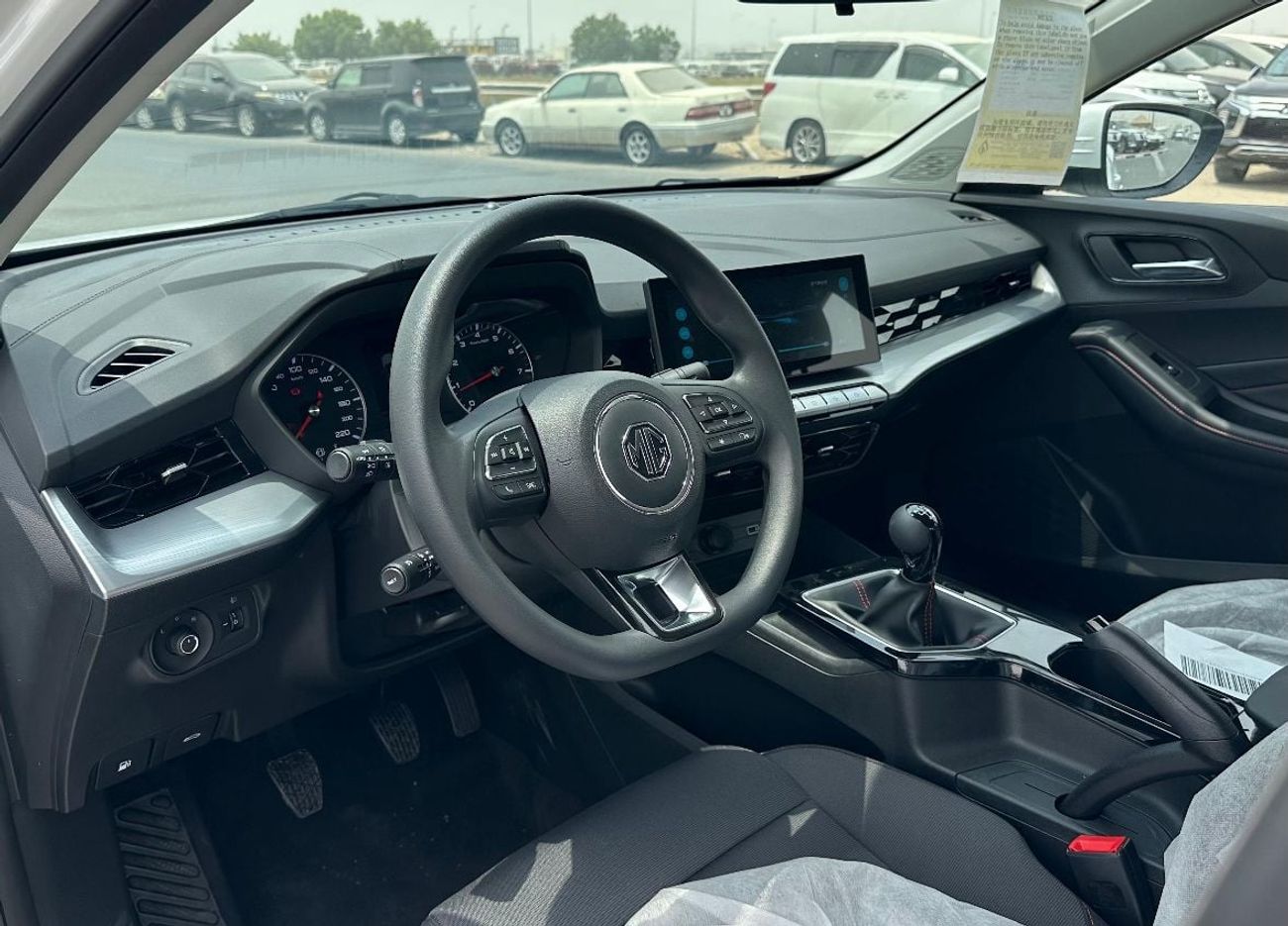 أم جي 5 1.5L (4 Cylinder)