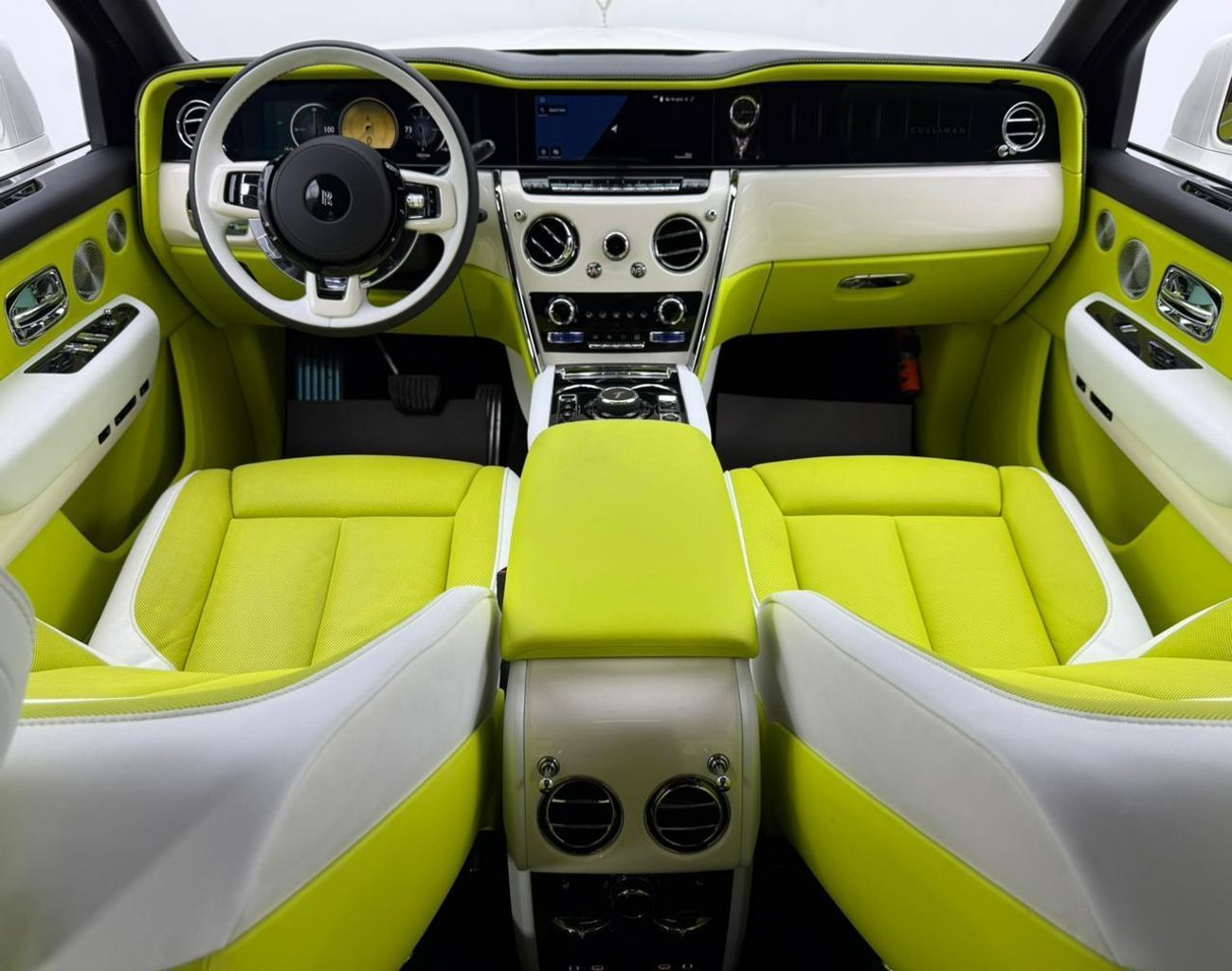 Rolls-Royce Cullinan 2025 Rolls Royce Cullinan, Warranty, Fully Loaded, Excellent Condition, Japanese