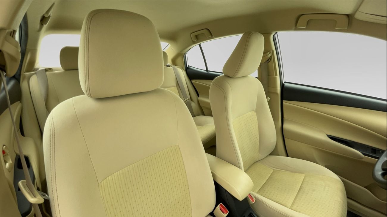 تويوتا يارس SE 1.5 | بدون دفعة مقدمة | اختبار القيادة في المنزل