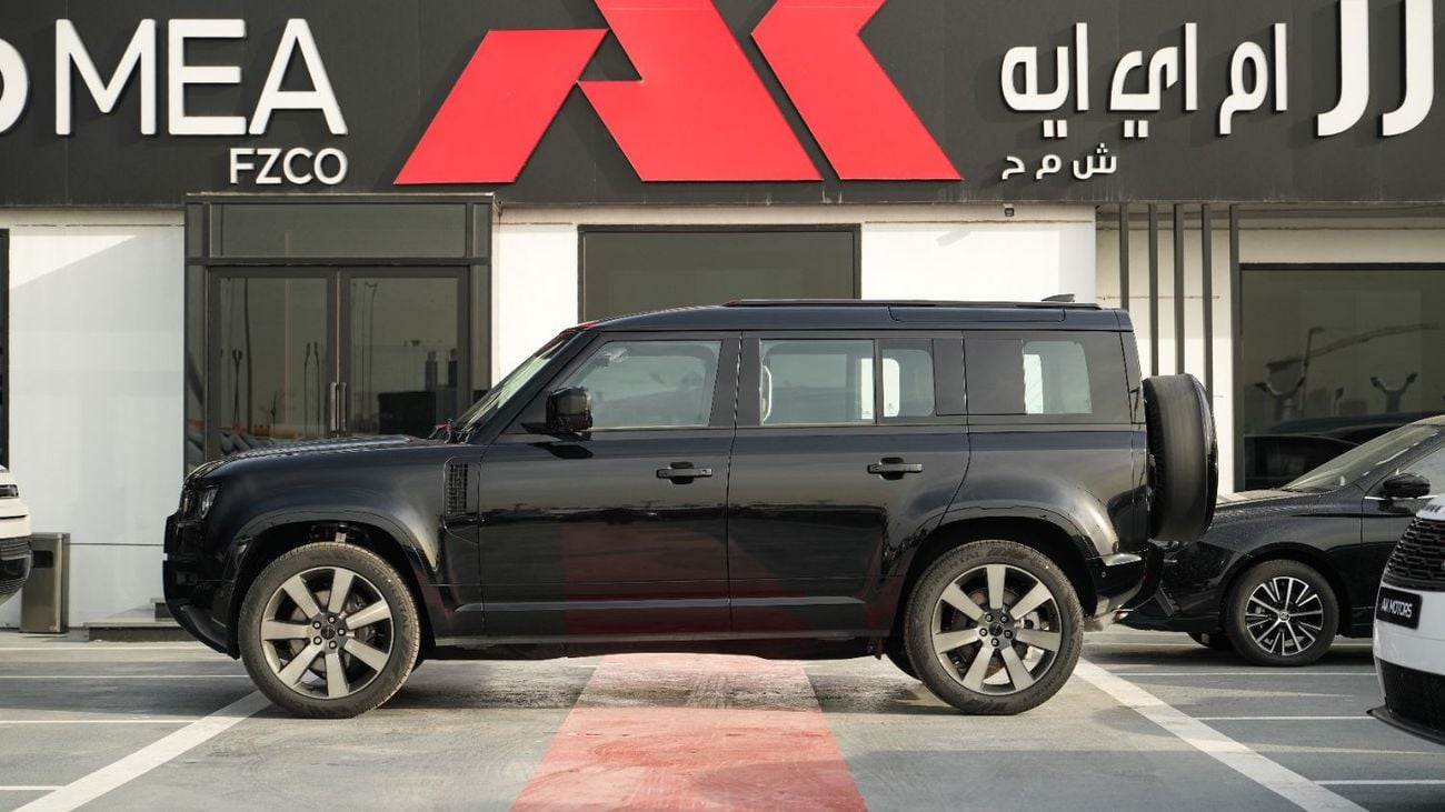 لاند روفر ديفندر P400 X-Dynamic HSE Black 2026MY Export Only