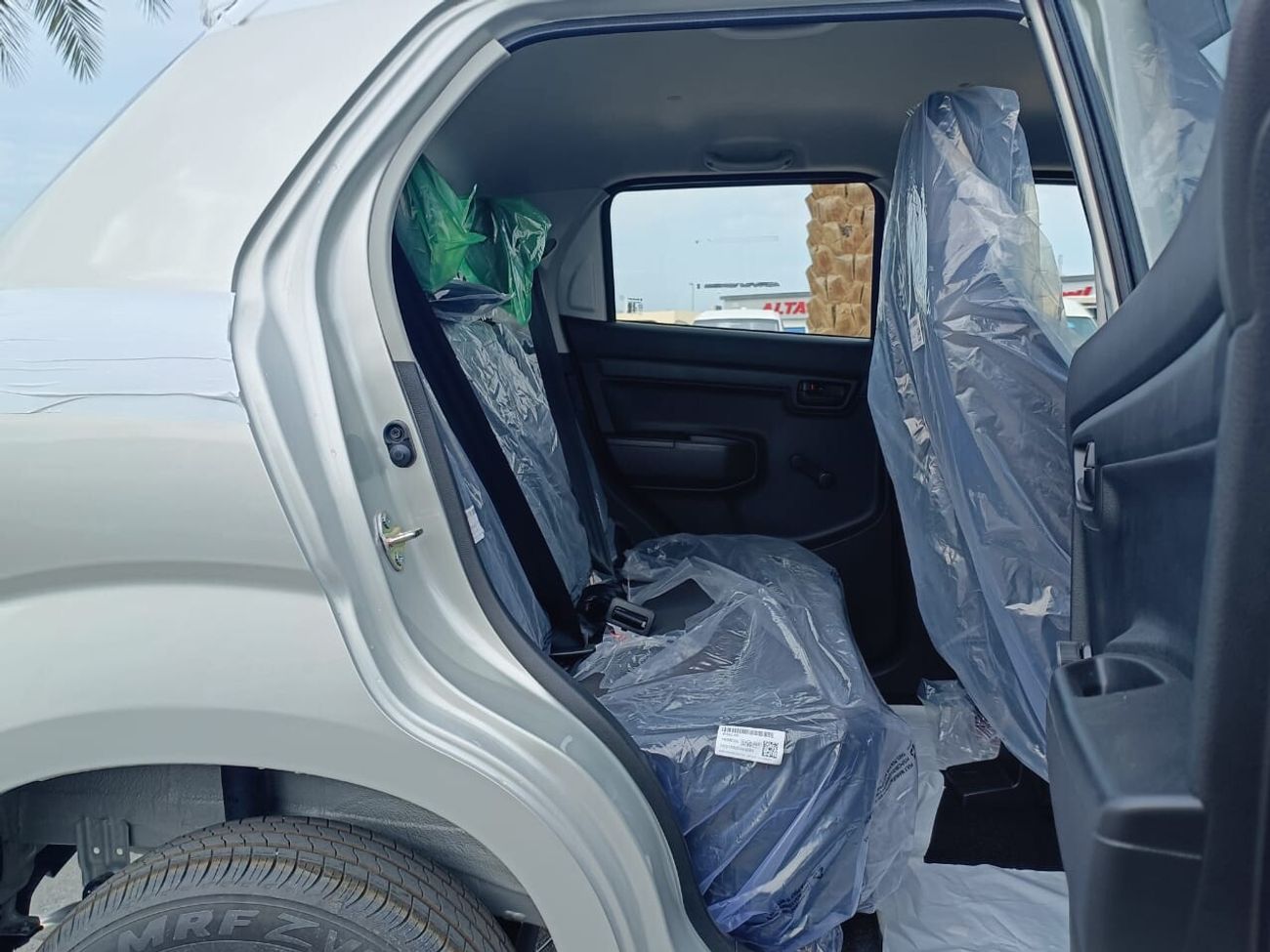 سوزوكي اسبريسو M/T 2024 Full Option / Alloy Rims / Power Steering Control / DVD (Code # SPGLAM)