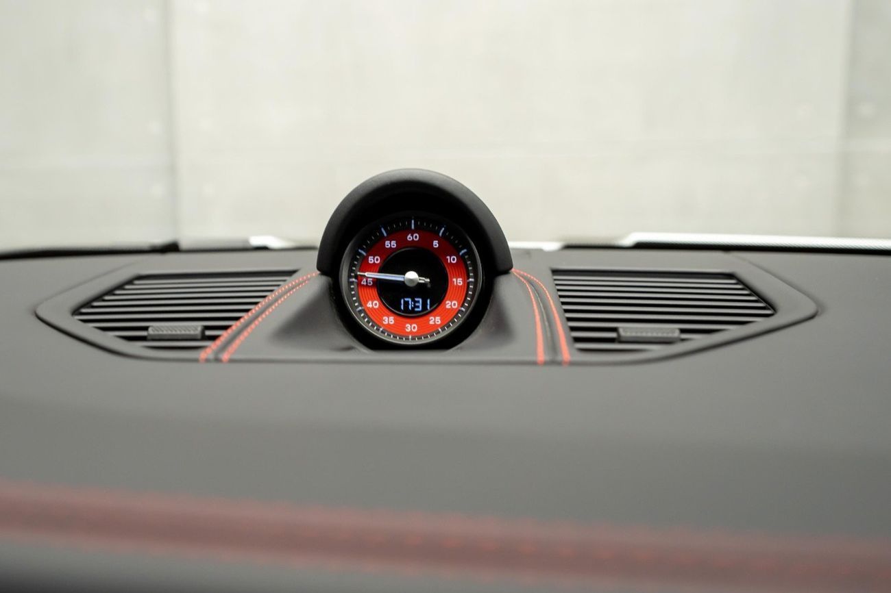 Porsche 911 Dakar 3.0L (475 HP) Coupe