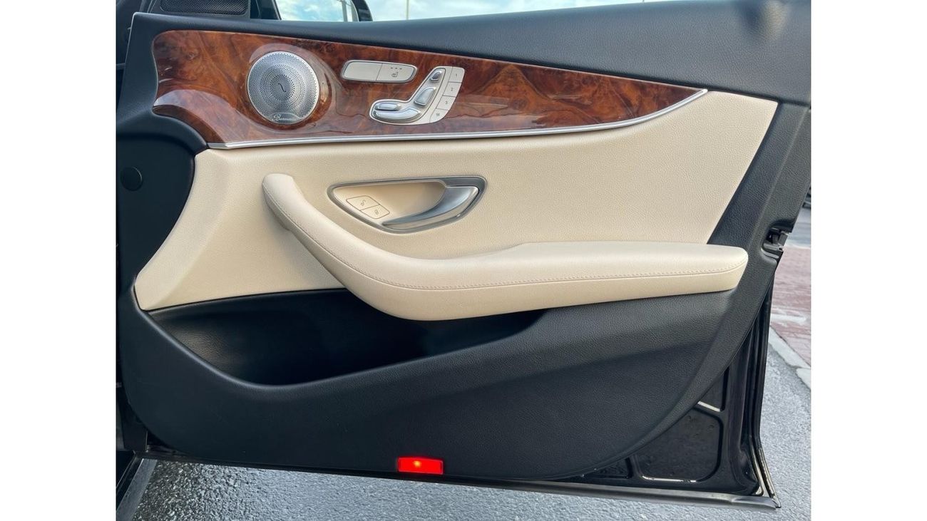 Mercedes-Benz E300 Mercedes E300 AMG _American_2017_Excellent Condition _Full option