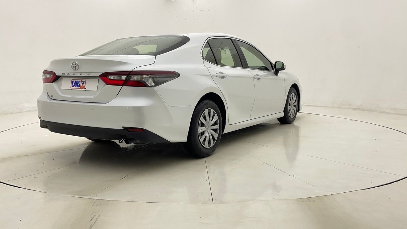 تويوتا كامري S 2.5 | بدون دفعة مقدمة | اختبار القيادة في المنزل