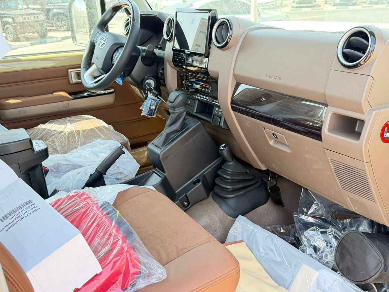 Toyota Land Cruiser Pick Up Toyota pickup LC 79 SINGLE Petrol 4,0L Model 2026  Saudi spec