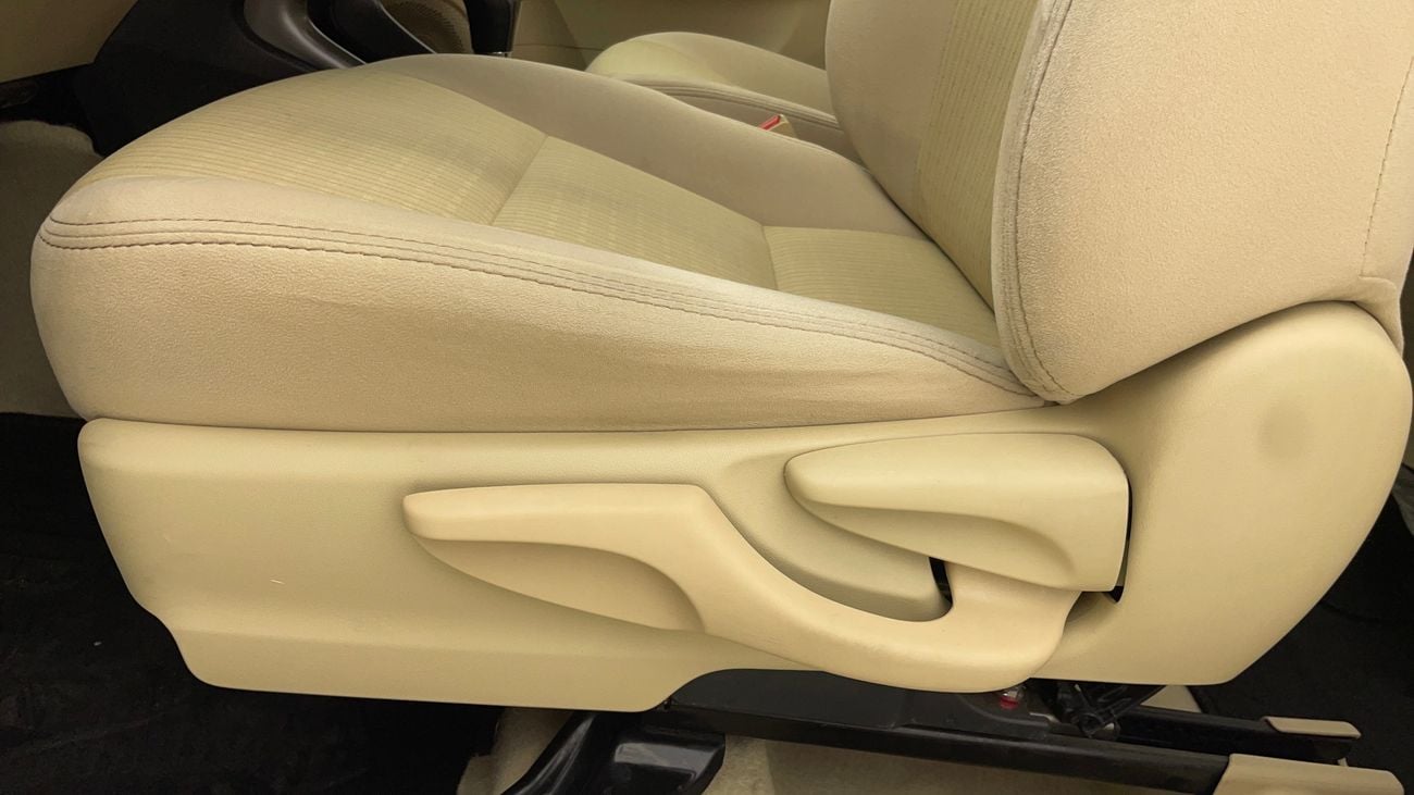 تويوتا يارس SE 1.5 | بدون دفعة مقدمة | اختبار القيادة في المنزل