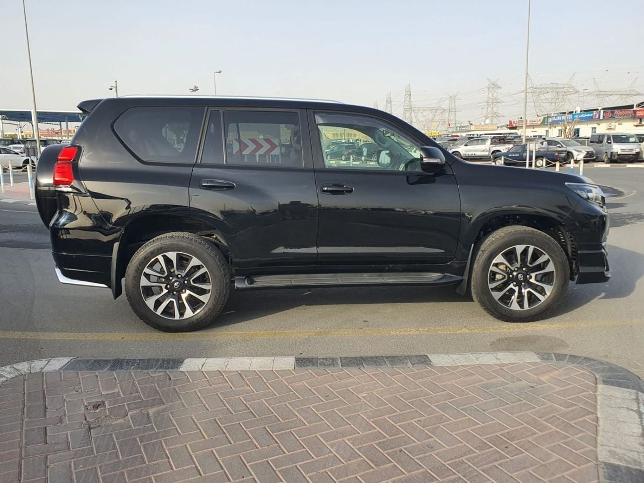 تويوتا برادو TX-L RHD 2.8L 1GD-FTV V4 Diesel Engine Automatic Gear 4WD 7 Seater 5 Doors