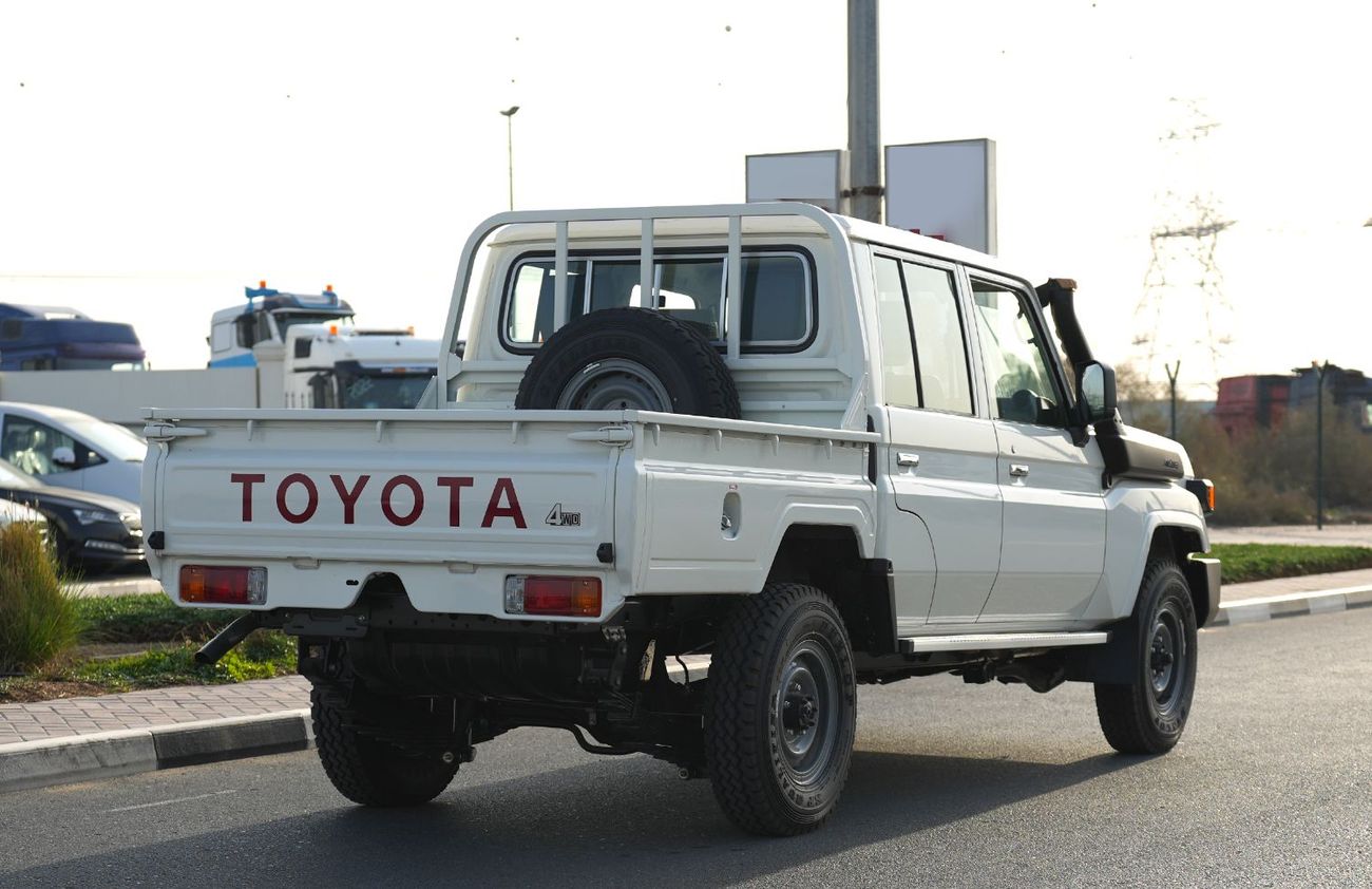 Toyota Land Cruiser Pick Up LC79 DSL DC 4.2L MT/TEVT4 Basic