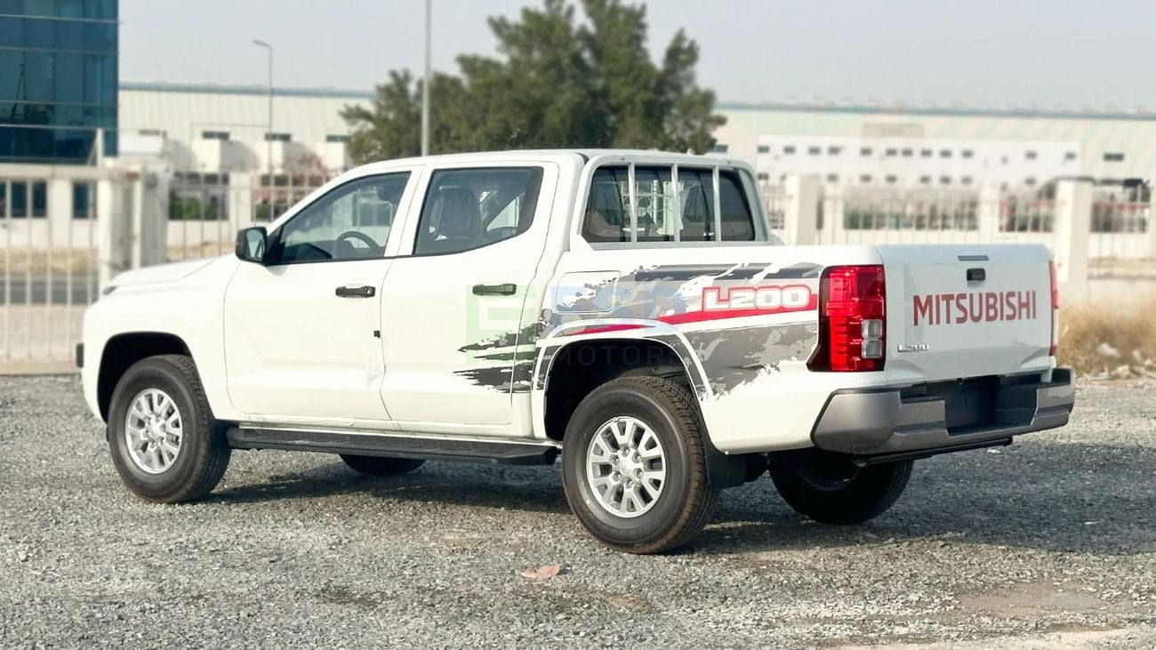 ميتسوبيشي L200 Mitsubishi L200 2.4L GLX New Face DC 4WD 5MT MY-2024