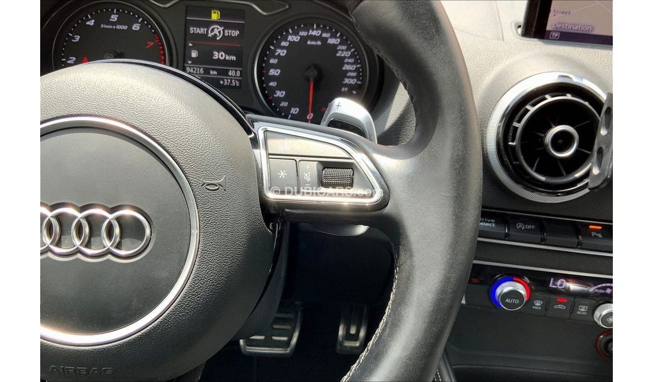 Audi RS3 TFSI quattro