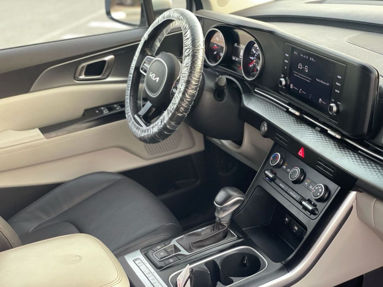 كيا كارنيفال 