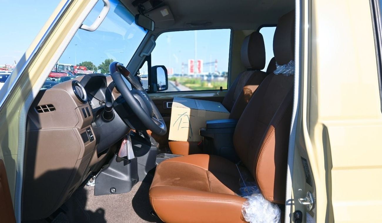 تويوتا لاند كروزر 70 Toyota Land Cruiser HardTop LC71  4.0L Petrol 2024