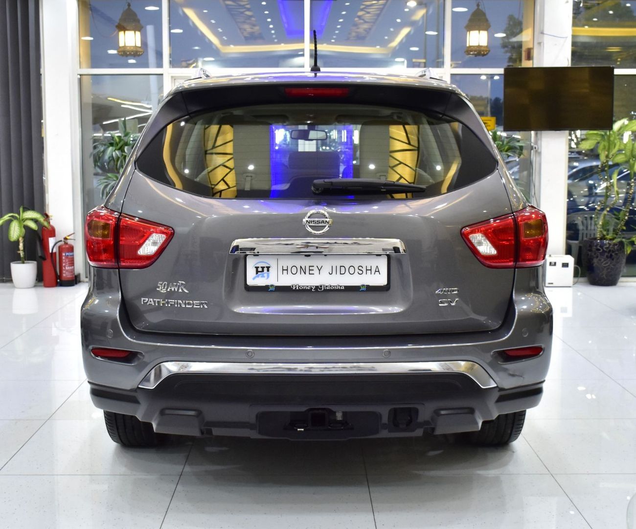 نيسان باثفايندر EXCELLENT DEAL for our Nissan Pathfinder SV 4WD ( 2018 Model ) in Grey Color GCC Specs