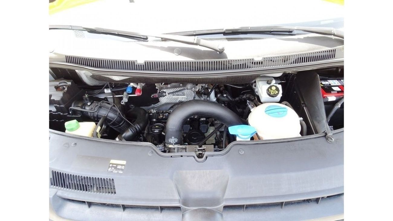 Volkswagen T5 Transporter Volkswagen Transporter LONG Wheel Base AUTOMATIC With AC In The Back 2015 Model GCC Specs