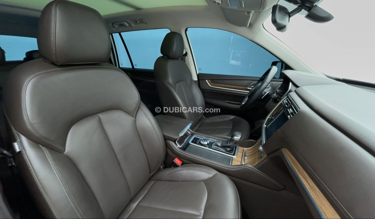 أم جي RX8 LUX 2000