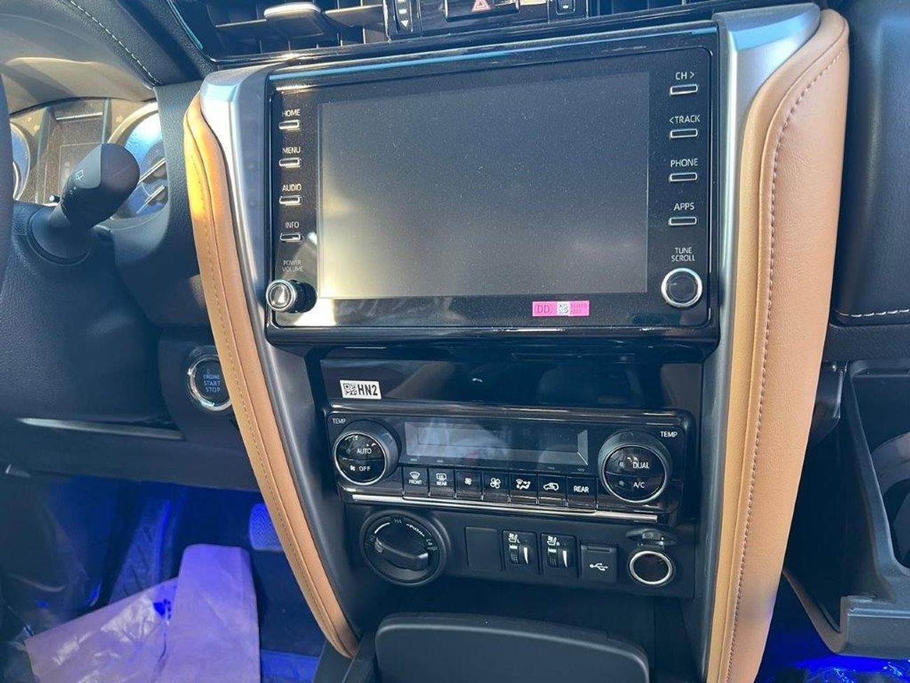 Toyota Fortuner 2.8L DIESEL A/T PADDLE SHIFT + RADAR GCC 2024 MODEL