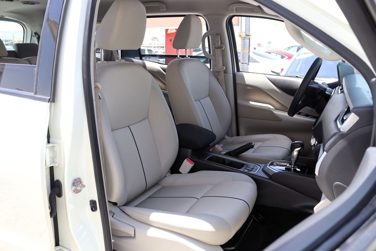 Nissan X Terra SE - 4WD