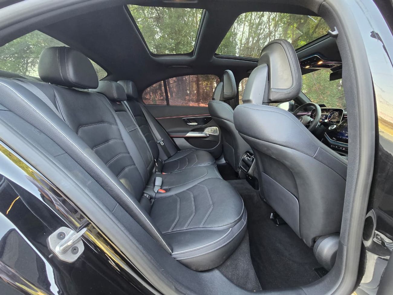 Mercedes-Benz E300 MERCEDES E-300 2024 // ORGINAL PAINT // LOW MILEAGE // PERFECT CONDITION // FULL OPITION