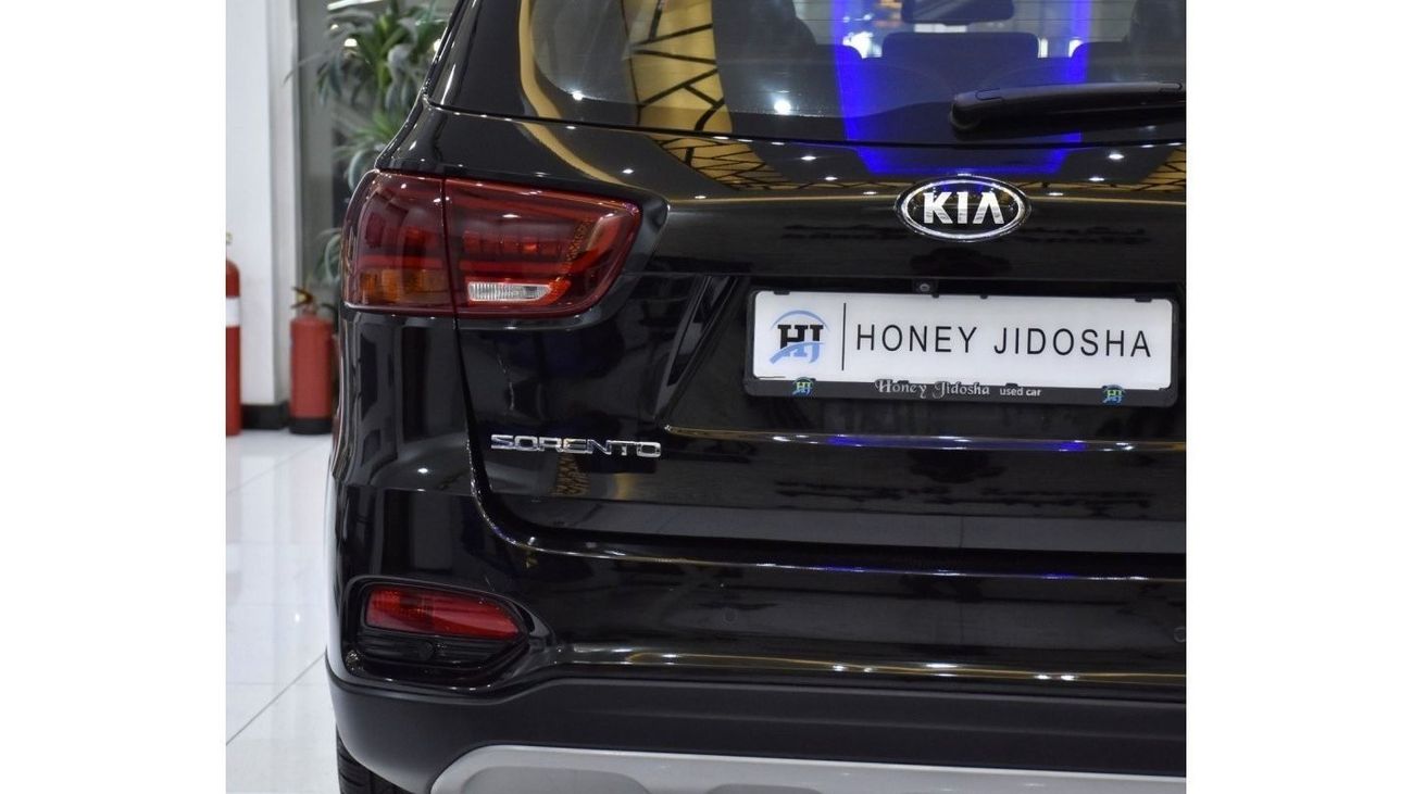 Kia Sorento EXCELLENT DEAL for our KIA Sorento AWD V6 ( 2020 Model ) in Black Color GCC Specs
