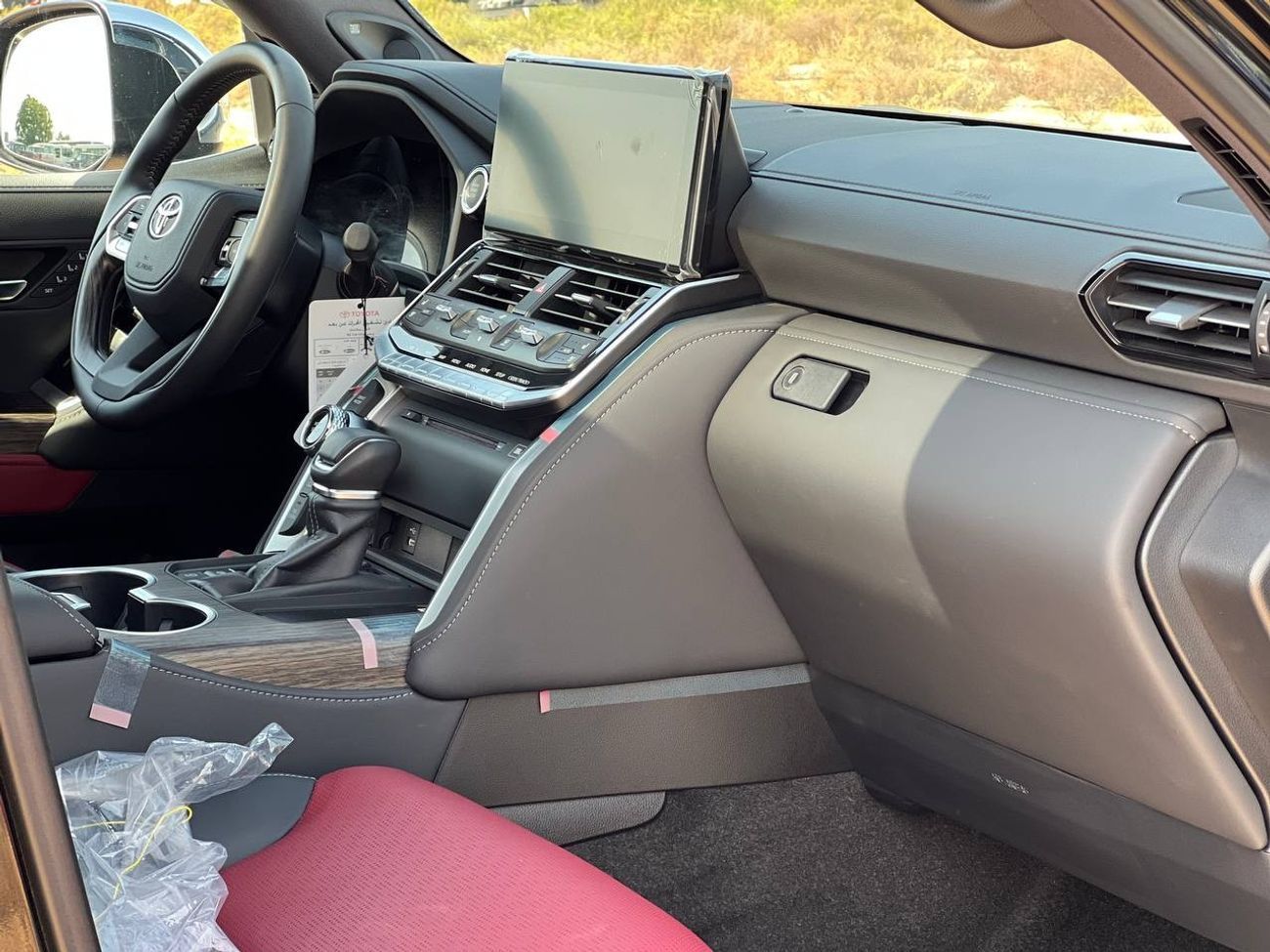 Toyota Land Cruiser VXR 3.5L TWIN TURBO PTR A/T // 2024 // FULL OPTION WITH 360 CAMERA COOLING & HEATED SEATS // SPECIAL