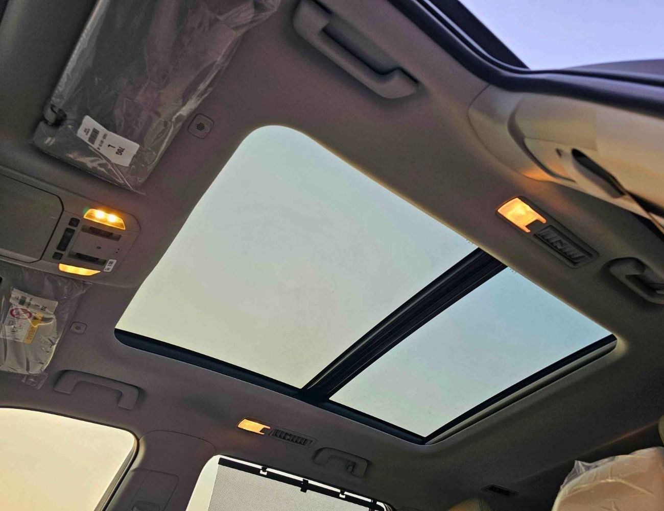 Toyota Highlander 2.5L V4 LIMITED HYBRID / FULL OPTION / PANORAMAIC / POWER SEATS (CODE # HLH25LO)