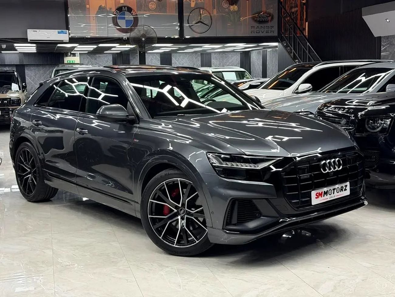Audi Q8 55 TFSI S-LINE LUXURY