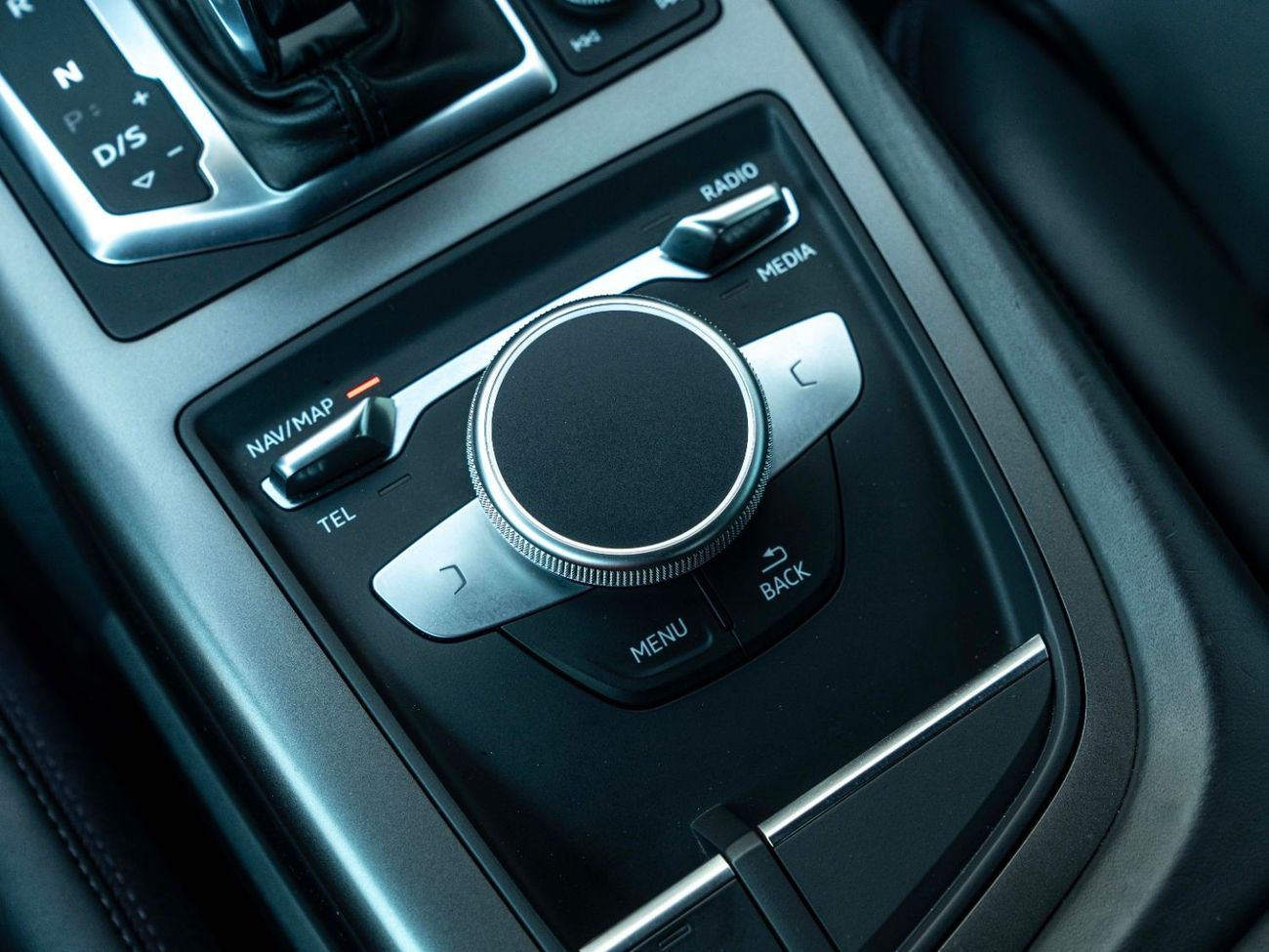 Audi R8 AED 8,861 PM • R8 V10 5.2L AWD • ONLY 60,000 KMS • FULL AUDI SERVICE HISTORY AND NEXT FREE SERVICE