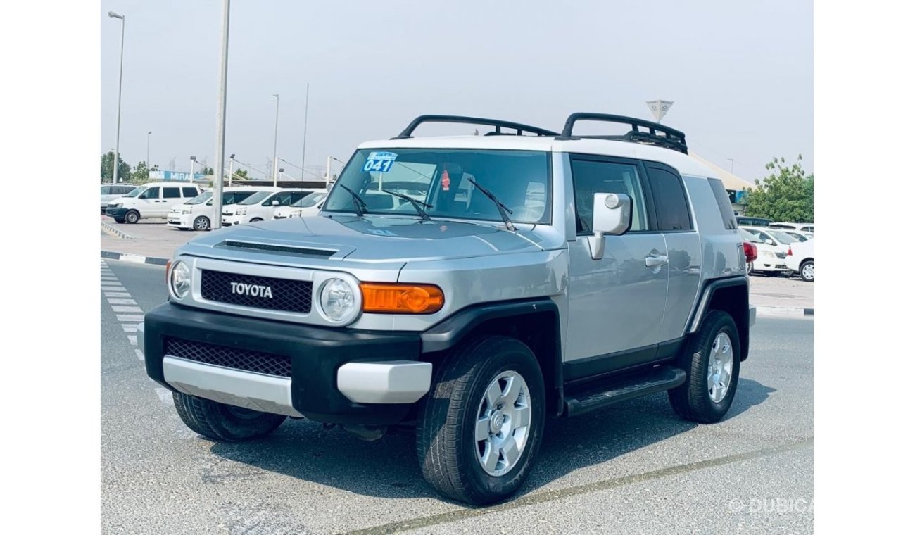 Toyota FJ Cruiser Clean car accident free