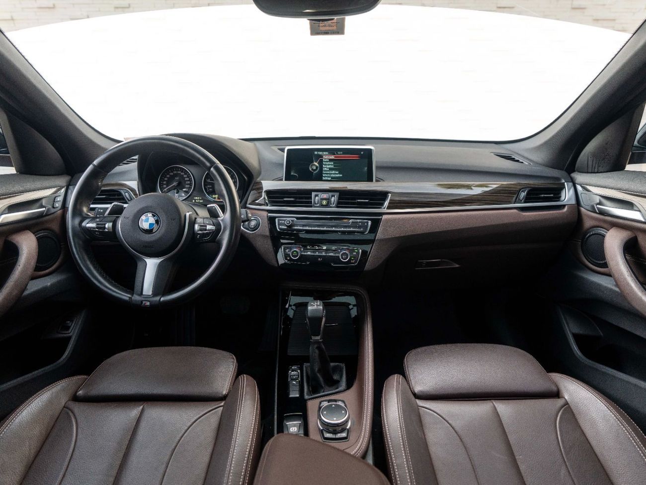 بي أم دبليو X1 sDrive 20i M Sport 2.0L