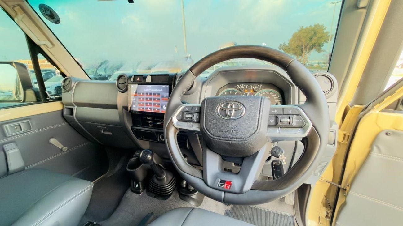 تويوتا لاند كروزر بيك آب -