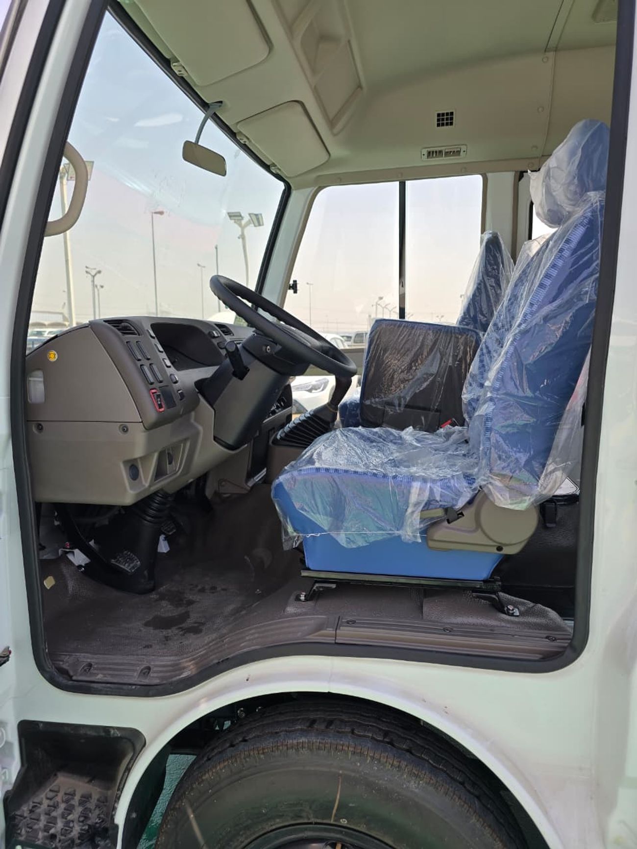 ميتسوبيشي روزا