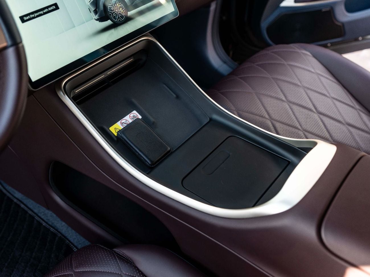 أفاتر 11 Performance AWD