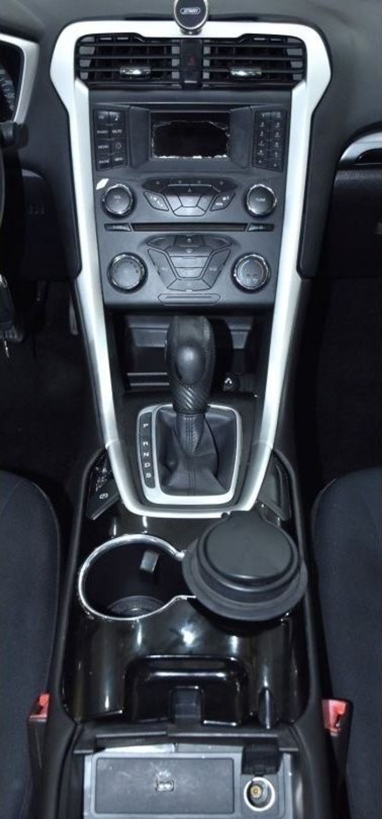 فورد فيوجن EXCELLENT DEAL for our Ford Fusion SE ( 2016 Model ) in Grey Color GCC Specs