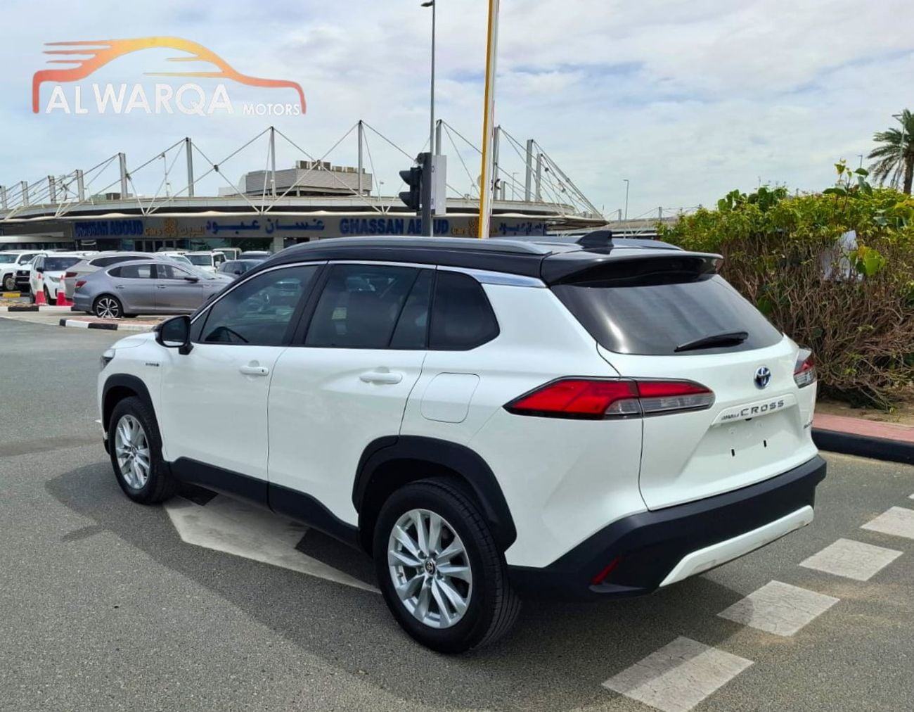 تويوتا كورولا كروس 1.8L GLI (HEV)