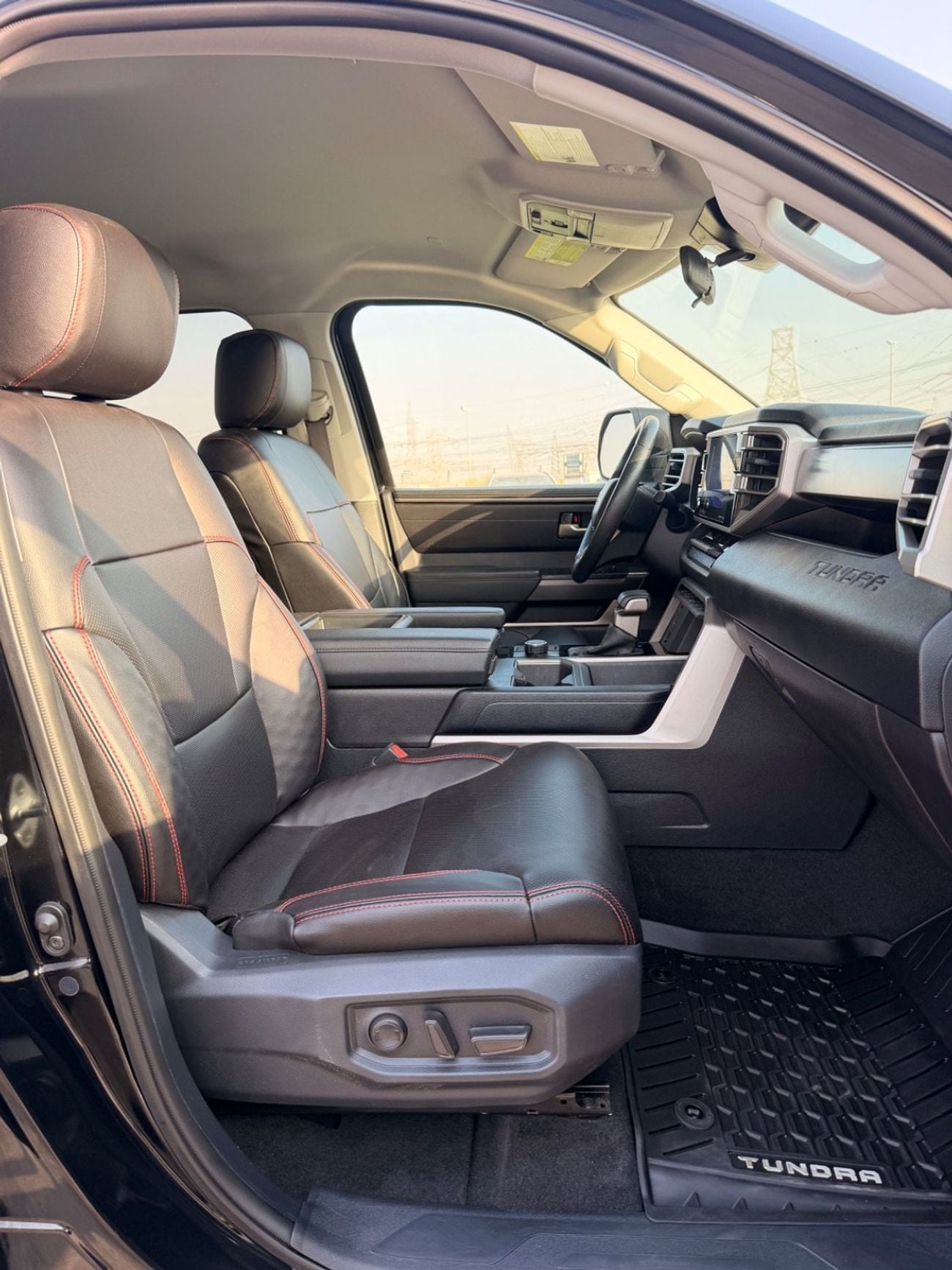 تويوتا تاندرا SR5 4WD Premium 2024