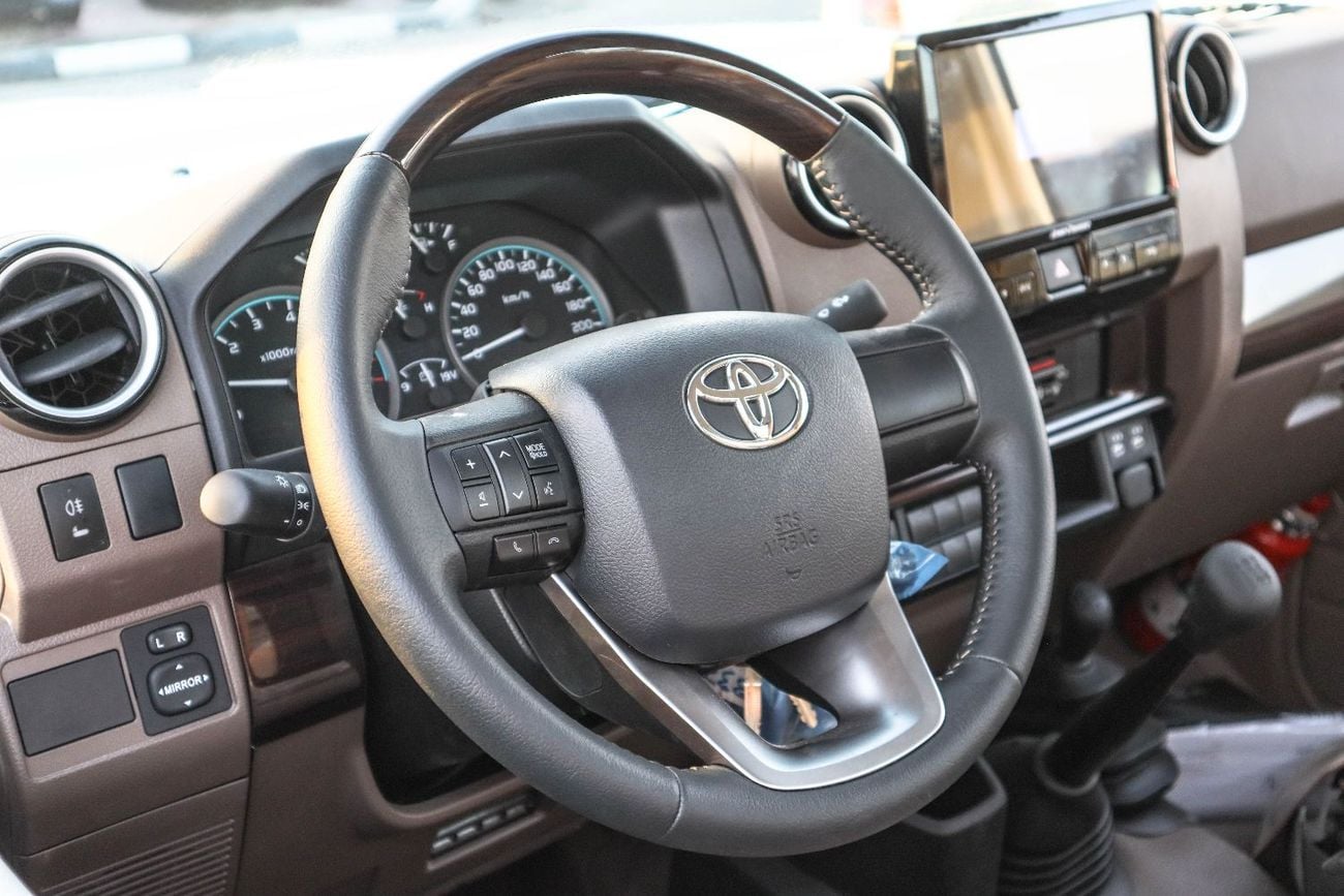 تويوتا لاند كروزر بيك آب TOYOTA LAND CRUISER PICK-UP (70 SERIES) – GRJ79 – 4.0L V6 – 2025 MODEL
