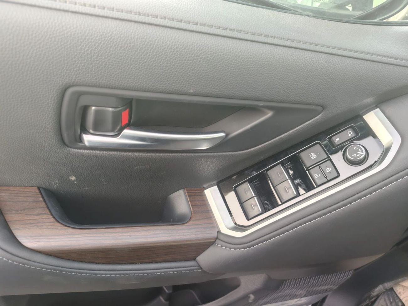 Toyota Land Cruiser GXR