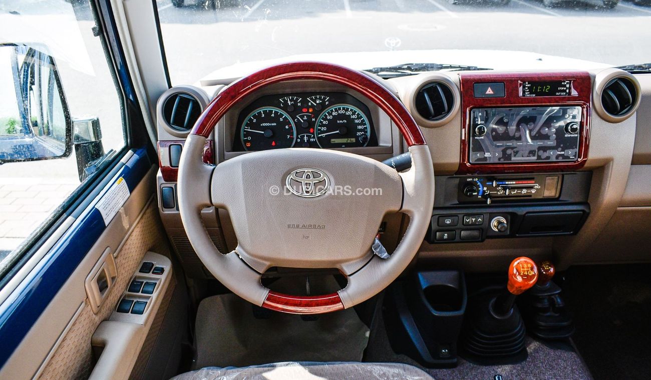 Mitsubishi Canter Van