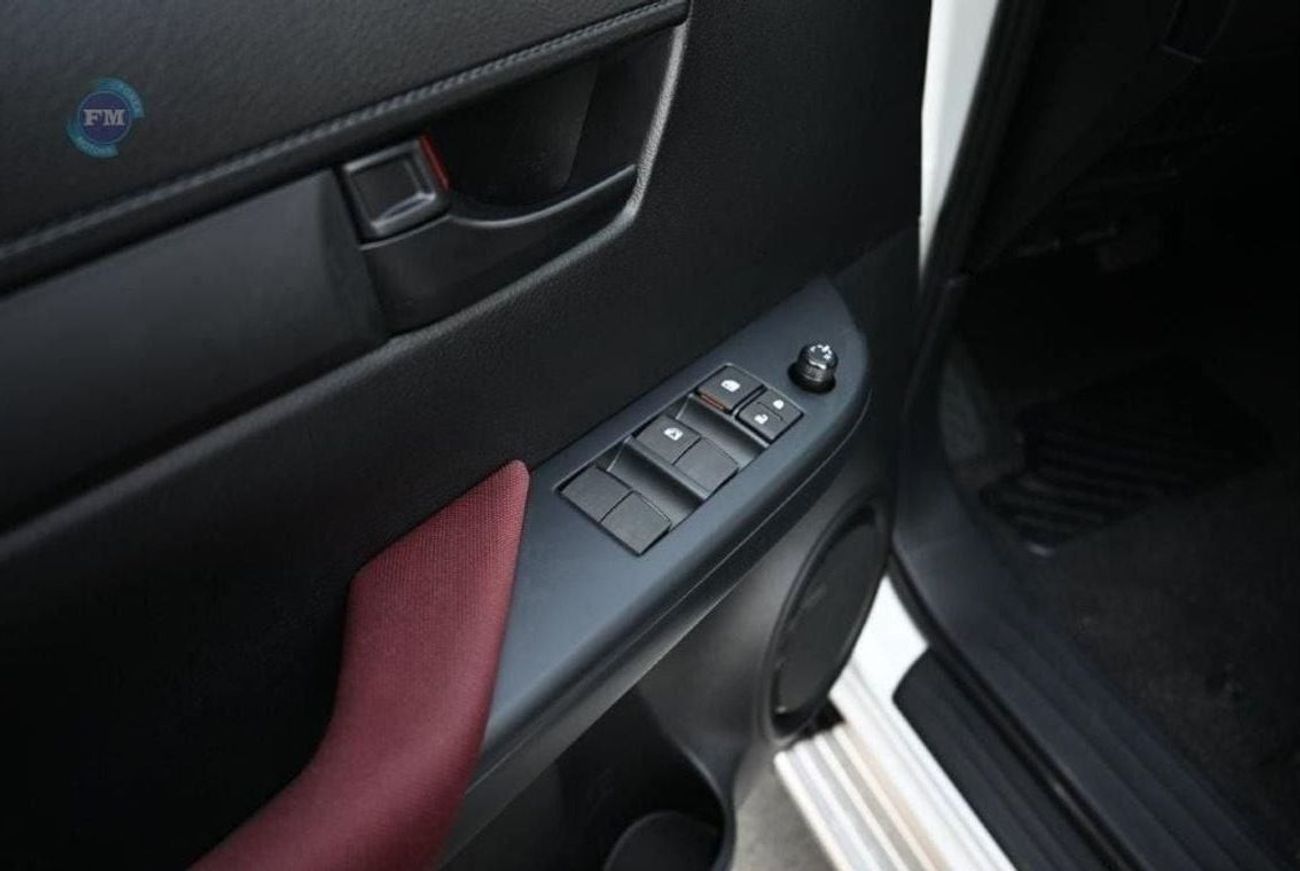 Toyota Hilux Double Cab DLX-G 2.7L Petrol 4WD Automatic