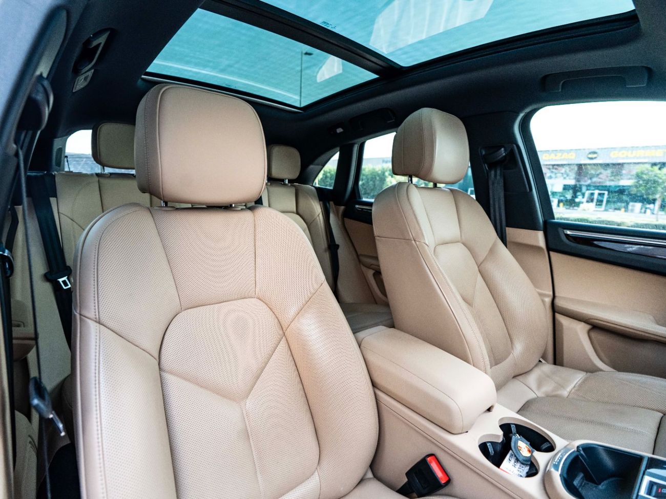 Porsche Macan S 2.9L (375 HP)