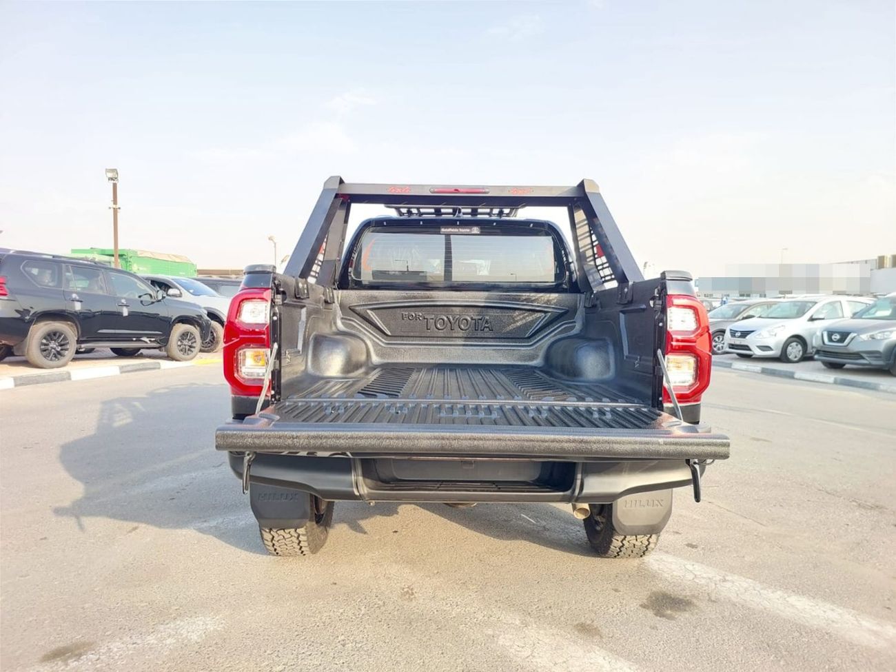 Toyota Hilux TOYOTA HILUX PICKUP RHD 2024 MODEL 2.8 L DIESEL AUTOMATIC(PM13901)