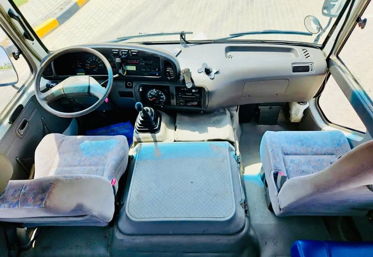 تويوتا كوستر Toyota Coaster Basic