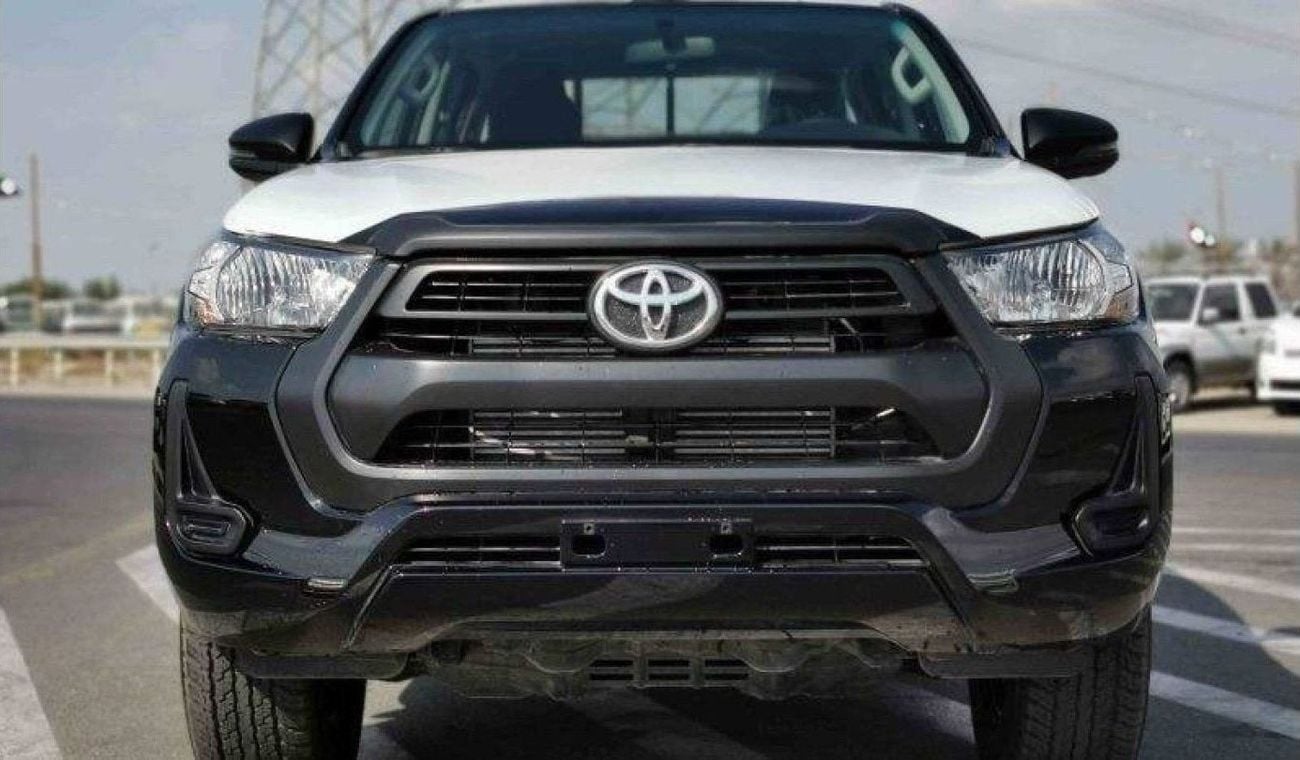 تويوتا هيلوكس GL Toyota Hilux Mid option  2.4L Diesel MT MY2025