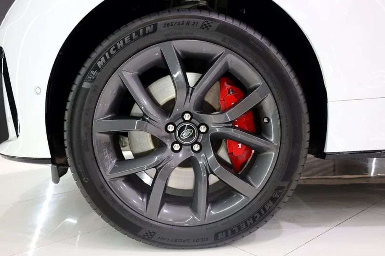 لاند روفر رينج روفر فيلار SV Autobiography