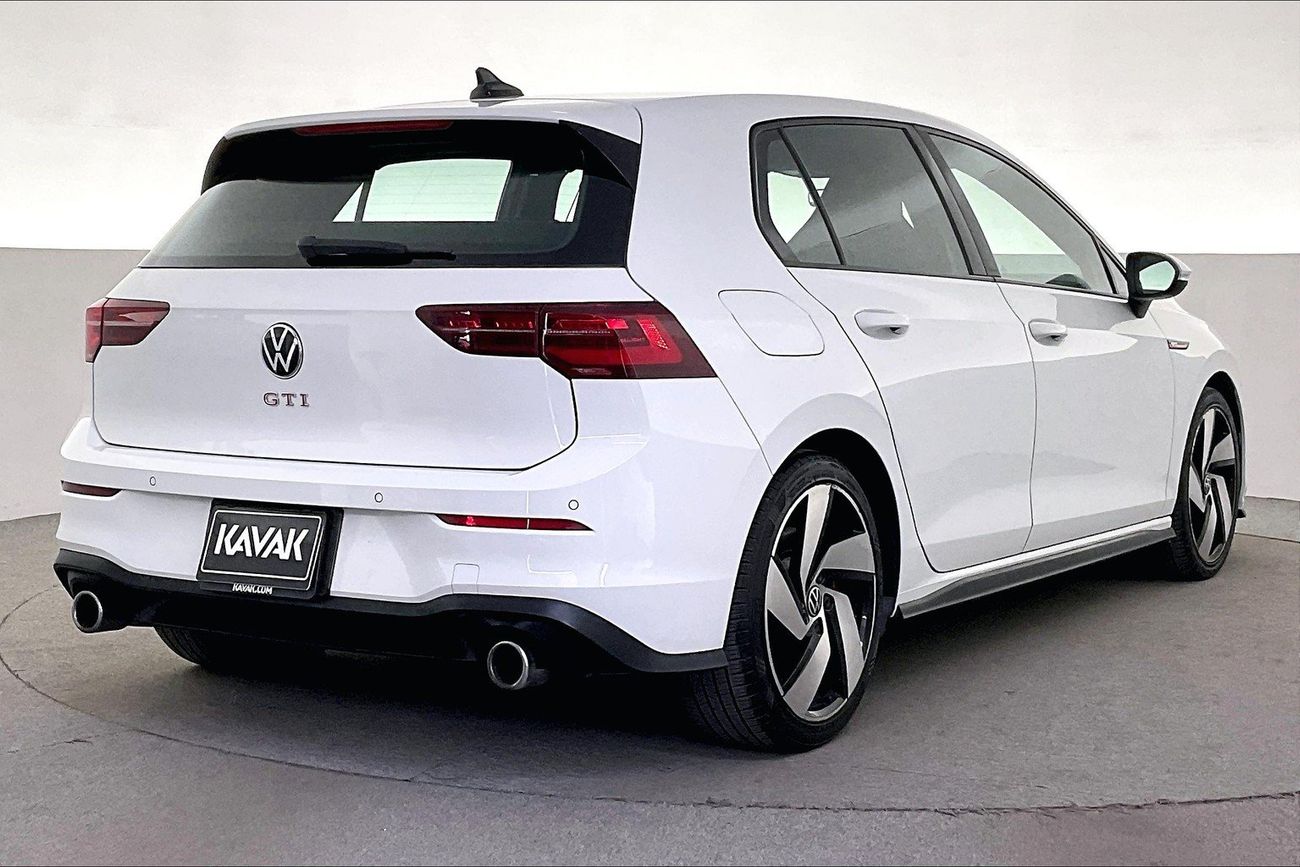 Volkswagen Golf GTI - Cloth | Carnival Sale • UP TO AED 20,000 OFF | Guaranteed Warranty | 0 Down Payment