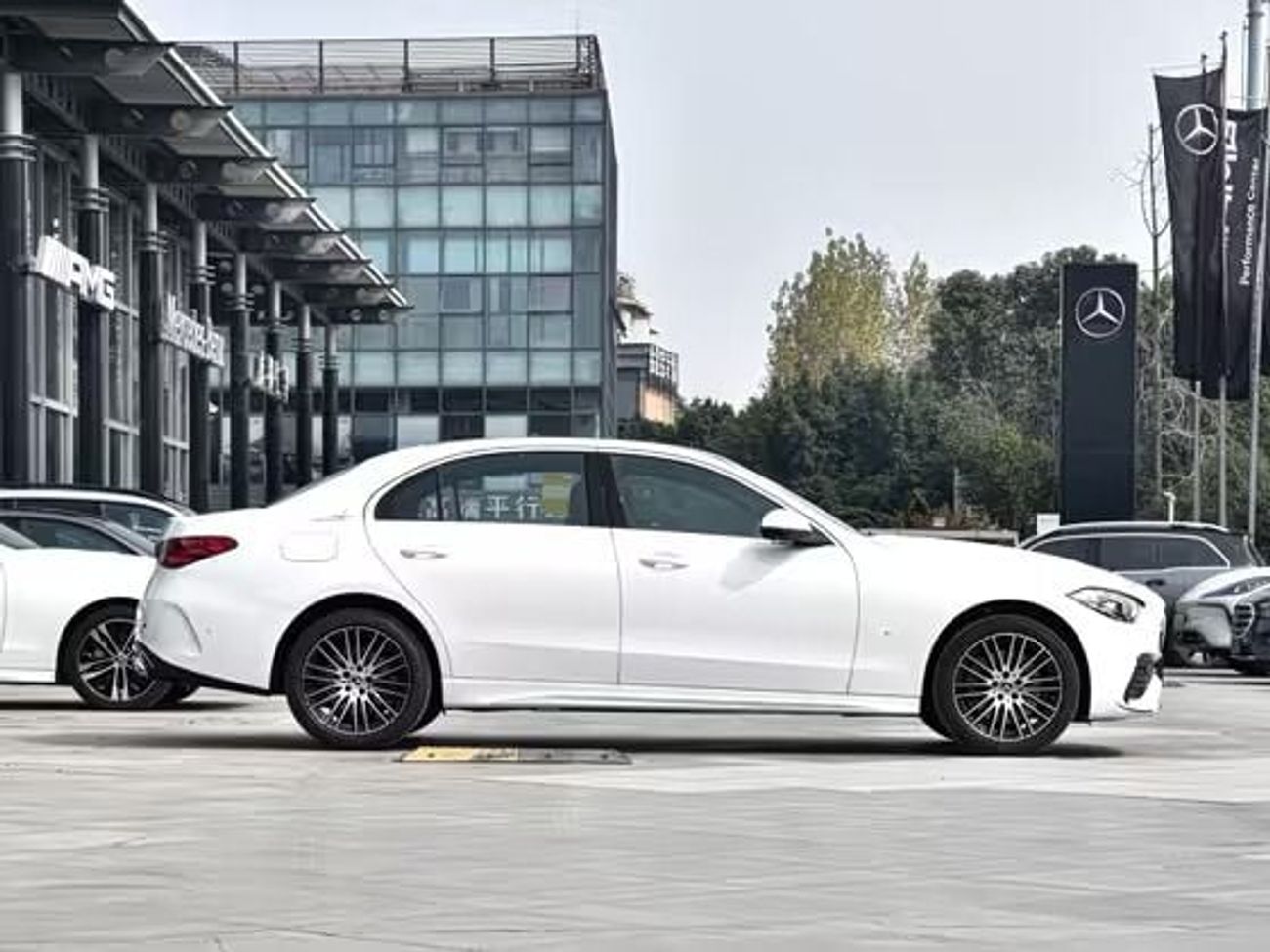 Mercedes-Benz C 260 L VERSION