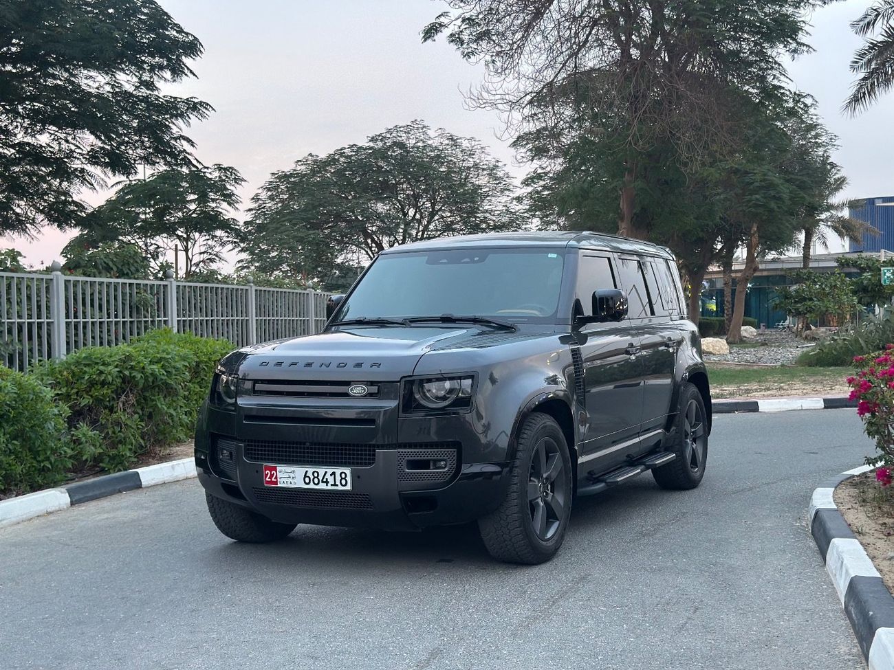 لاند روفر ديفندر P400 110 HSE 3.0L (5 Seater)