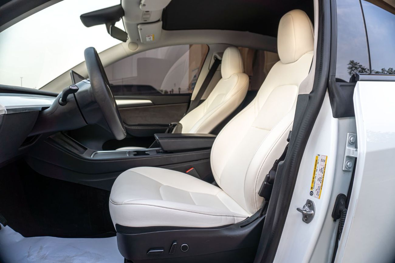 Tesla Model Y Long Range (AWD)